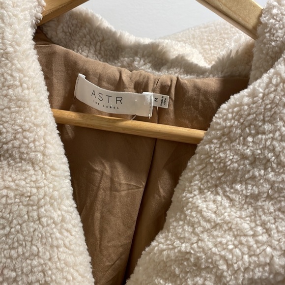 Last 1! NADINE QUILTED FAUX SHEARLING JACKET KHAKI - Picture 11 of 12